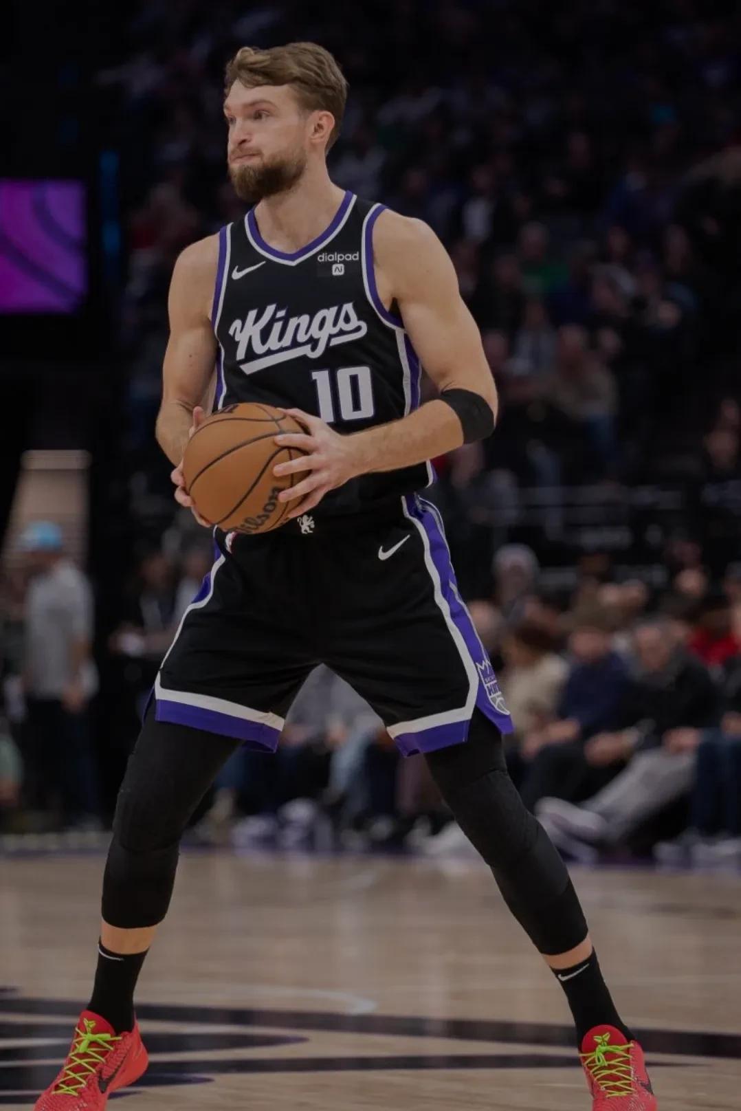 天博中国官网-杜兰特关键节点爆冷，独行侠带队取胜！